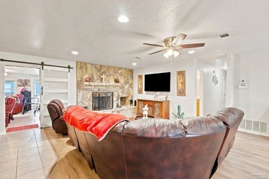 MOTIVATED SELLER!! Bring all offers!! Welcome to this elegantly - photo 10
