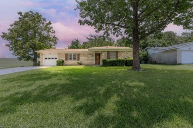 Lake Home For Sale in Ennis, Texas