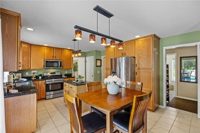 Price Improvement! Welcome to this beautiful 4-bedroom, 2.5-bath - photo 9