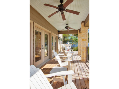 This stunning 4-bedroom, custom built 3408 sq ft lake front home - photo 17
