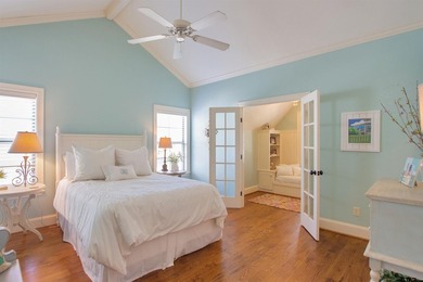 This stunning 4-bedroom, custom built 3408 sq ft lake front home - photo 19
