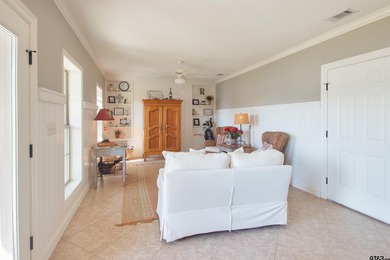 This stunning 4-bedroom, custom built 3408 sq ft lake front home - photo 31