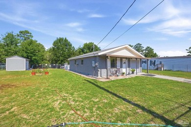 Move-in ready! This well-maintained 2-bedroom, 2 bath 1 car - photo 3