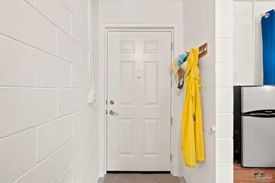 Move-in ready! This well-maintained 2-bedroom, 2 bath 1 car - photo 5