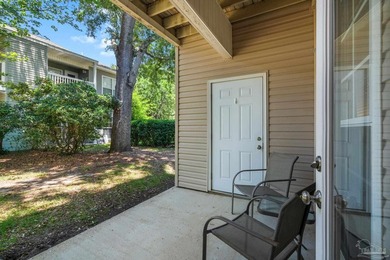 Unit K3 - Beautifully maintained GROUND-level three-bedroom - photo 5