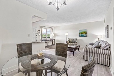 Charming 2-bedroom, 2-bath condo Sold fully furnished! Brand new - photo 12