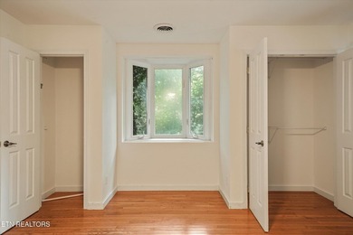 This one checks all the boxes, one level living, move-in ready - photo 20