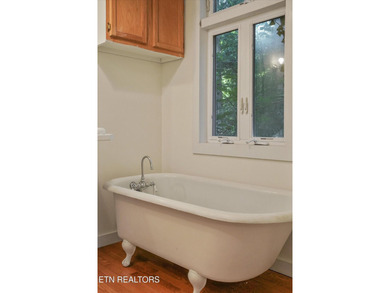 This one checks all the boxes, one level living, move-in ready - photo 24