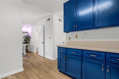 Welcome to this beautifully upgraded 3-bedroom, 2.5-bathroom - photo 12