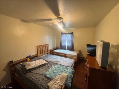 Investor opportunity in the heart of Euclid! This - photo 17