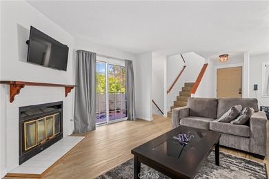 Welcome to this beautifully upgraded 3-bedroom, 2.5-bathroom - photo 18