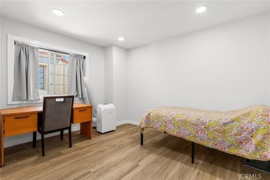 Welcome to this beautifully upgraded 3-bedroom, 2.5-bathroom - photo 25