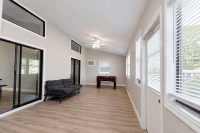 Beautifully renovated and move-in ready, this spacious 3-bedroom - photo 35