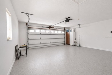 Beautifully renovated and move-in ready, this spacious 3-bedroom - photo 37