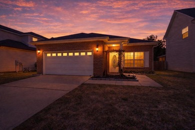 Silver Lake - Okaloosa County Home For Sale in Crestview Florida