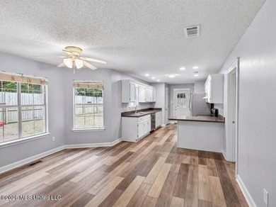 Just in time for summer living on the Mississippi Gulf Coast! - photo 11