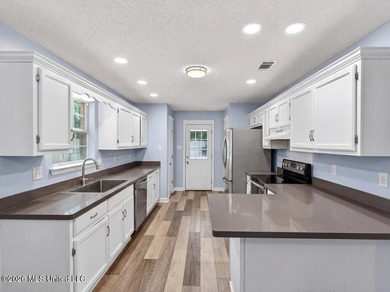 Just in time for summer living on the Mississippi Gulf Coast! - photo 14