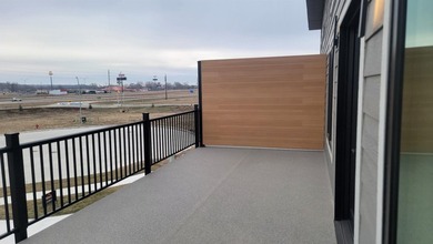 Welcome to luxury living redefined in Lakeshore Estates!! - photo 14