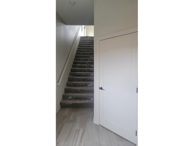 Welcome to luxury living redefined in Lakeshore Estates!! - photo 18