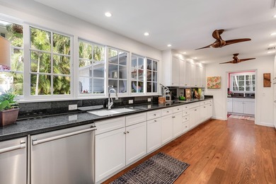 Experience the grandeur of this exceptional six bedroom, five - photo 20