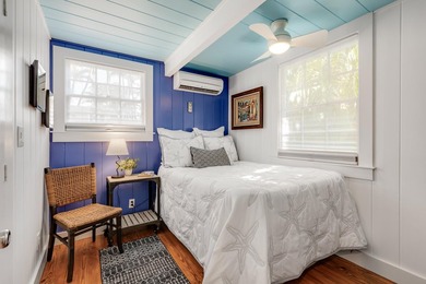 Experience the grandeur of this exceptional six bedroom, five - photo 30