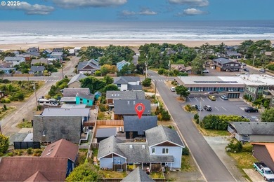 Just one block from the sandy shores and one block from shopping - photo 32