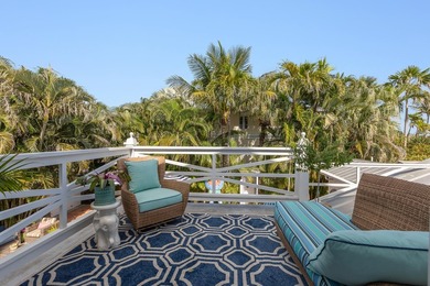 Experience the grandeur of this exceptional six bedroom, five - photo 44