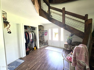Discover this beautiful 3 bedroom, 2.5 bathroom LAKEFRONT home - photo 11