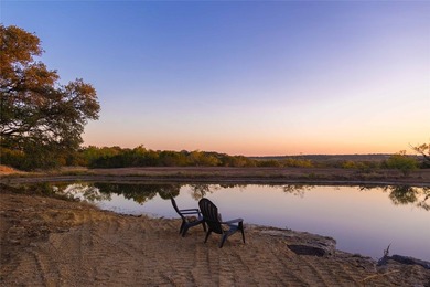 PRICE REDUCTION! 865.9 Acres High-Fenced Ranch with 8-Acre Lake - photo 11