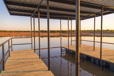 PRICE REDUCTION! 865.9 Acres High-Fenced Ranch with 8-Acre Lake - photo 13