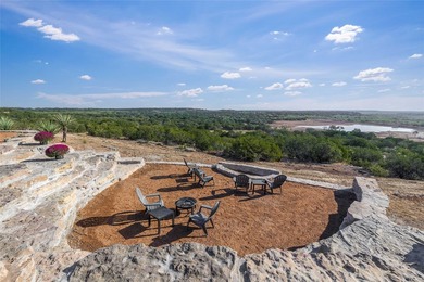 PRICE REDUCTION! 865.9 Acres High-Fenced Ranch with 8-Acre Lake - photo 15