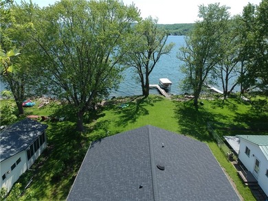 PRICE REDUCTION! All Year Around Lake Living at Its BEST! A RARE - photo 8