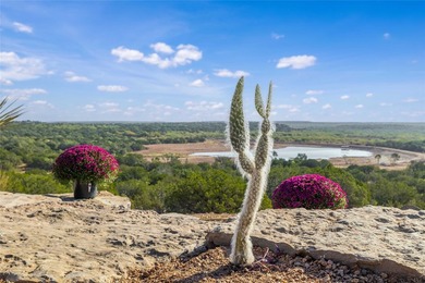 PRICE REDUCTION! 865.9 Acres High-Fenced Ranch with 8-Acre Lake - photo 18