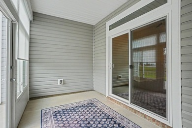 Welcome to this meticulously maintained 3-bedroom, 2-bathroom - photo 25