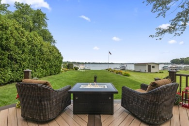 Pike Lake - Washington County Home For Sale in Hartford Wisconsin