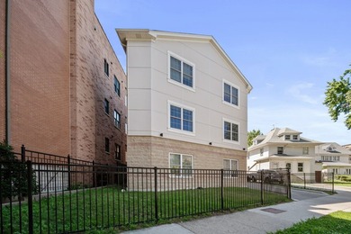 Beautiful East Rogers Park Brick 6 Unit investment opportunity - photo 2