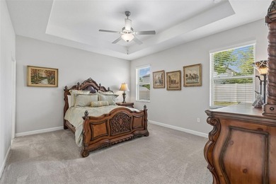 Welcome to this beautifully maintained 4-bedroom, 3-bathroom - photo 12