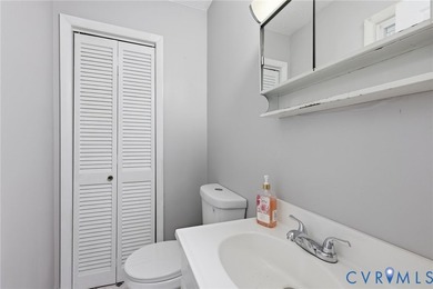 Welcome to this charming 3-bedroom, 1.5-bath home in the heart - photo 15