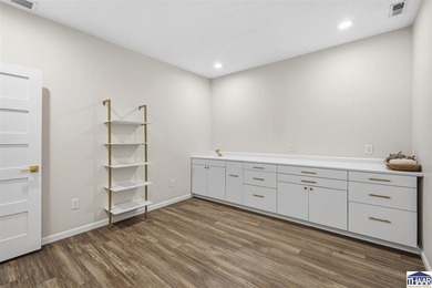 Prime location on West National Avenue in Brazil.  The property