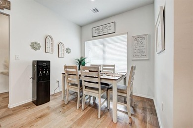Beautifully Maintained Home on a Premium Pond Lot! Don't miss - photo 22