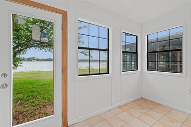 Nocona Hills Waterfront Retreat Experience the best of lake - photo 10