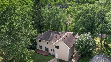 Welcome to 4929 West Lane, Minnetonka, Minnesota Nestled on a - photo 5