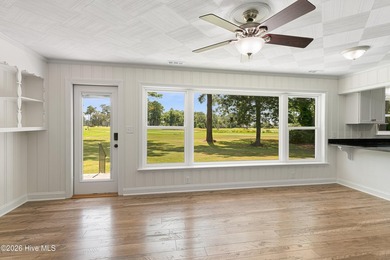 LOCATION, LOCATION, LOCATION! Enjoy easy one-level living in - photo 8