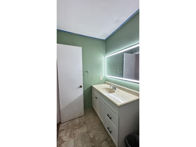LOCATION,LOCATION,LOCATION OF Sweet Home! Freshly Painted, Long - photo 13