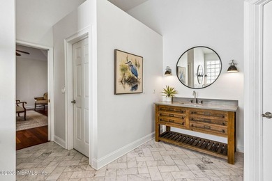 Ideally situated on a dead end street, east of A1A in the heart - photo 18