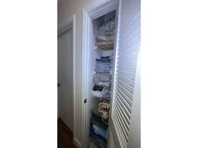 LOCATION,LOCATION,LOCATION OF Sweet Home! Freshly Painted, Long - photo 18