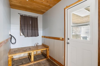 This inviting 2-bedroom, 2-bath Lakewood Park home blends - photo 27