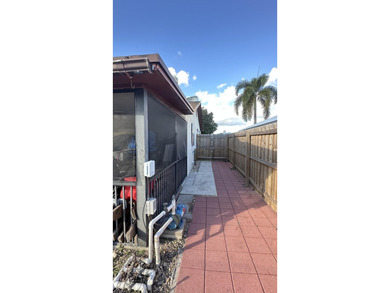 LOCATION,LOCATION,LOCATION OF Sweet Home! Freshly Painted, Long - photo 28