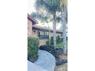 LOCATION,LOCATION,LOCATION OF Sweet Home! Freshly Painted, Long - photo 29