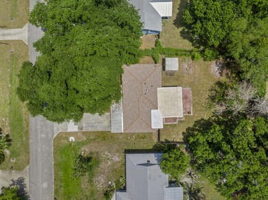 This inviting 2-bedroom, 2-bath Lakewood Park home blends - photo 34